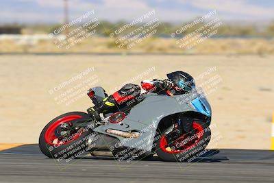 media/Jan-13-2024-SoCal Trackdays (Sat) [[9c032fe5aa]]/Turn 16 Set 2 (1120am)/